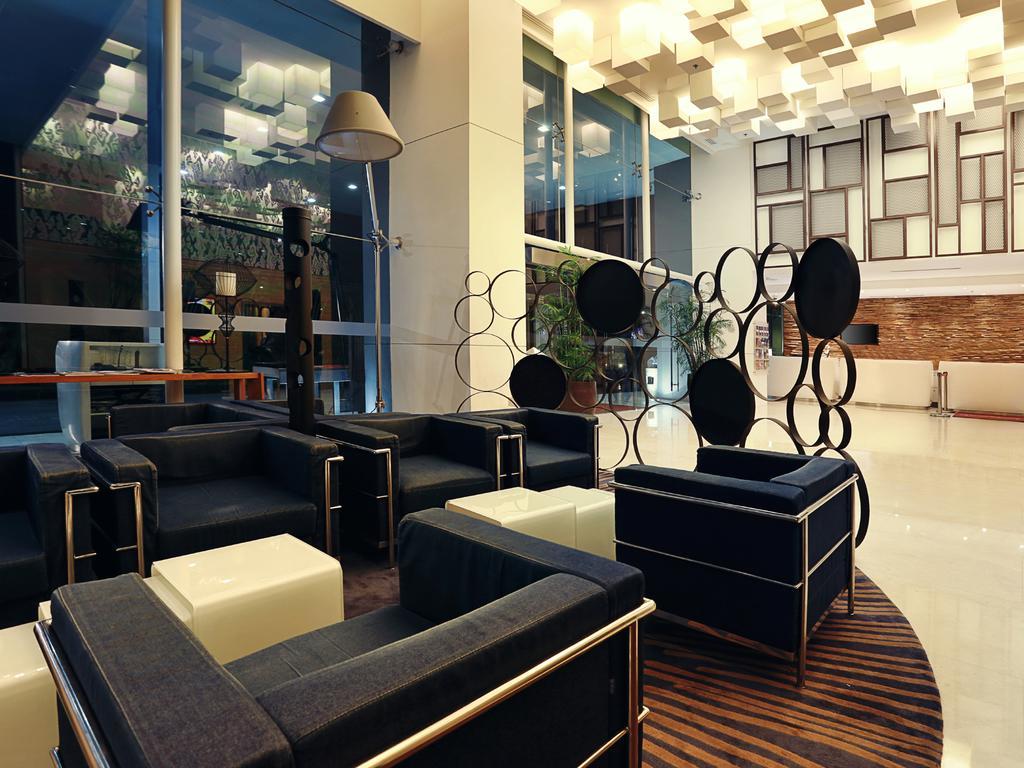 Mercure Jakarta Simatupang Exteriér fotografie